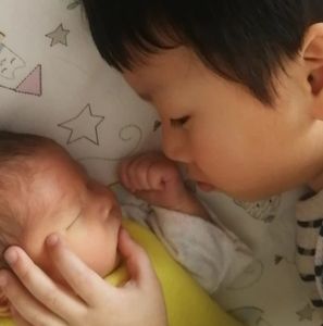 Meet your Posher, Yi